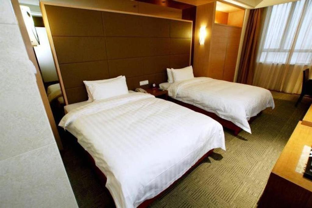 Huana Hotel Minhang Sanghaj Kültér fotó